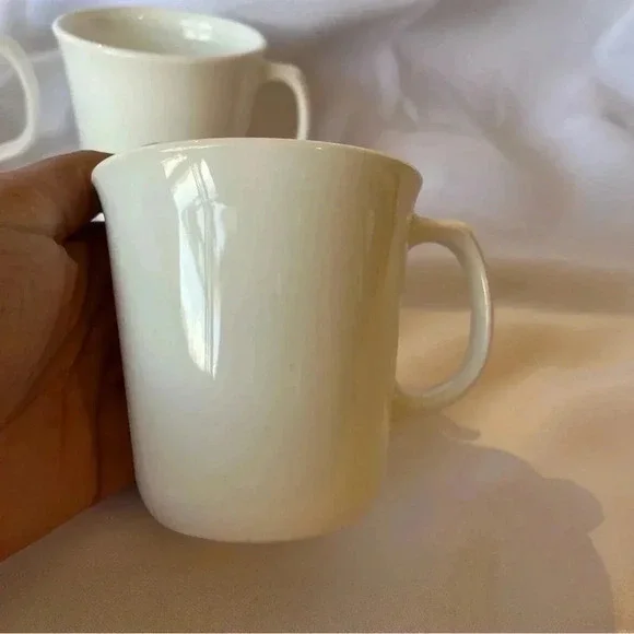 Vintage Set of 4 Corning Microwave Safe Mugs - Picture 3 of 4